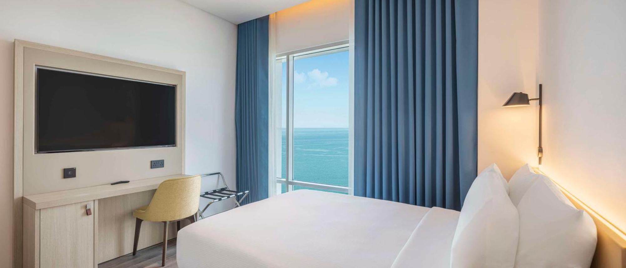 Hampton By Hilton Kuwait Salmiya Hotel Kuwait City Bagian luar foto