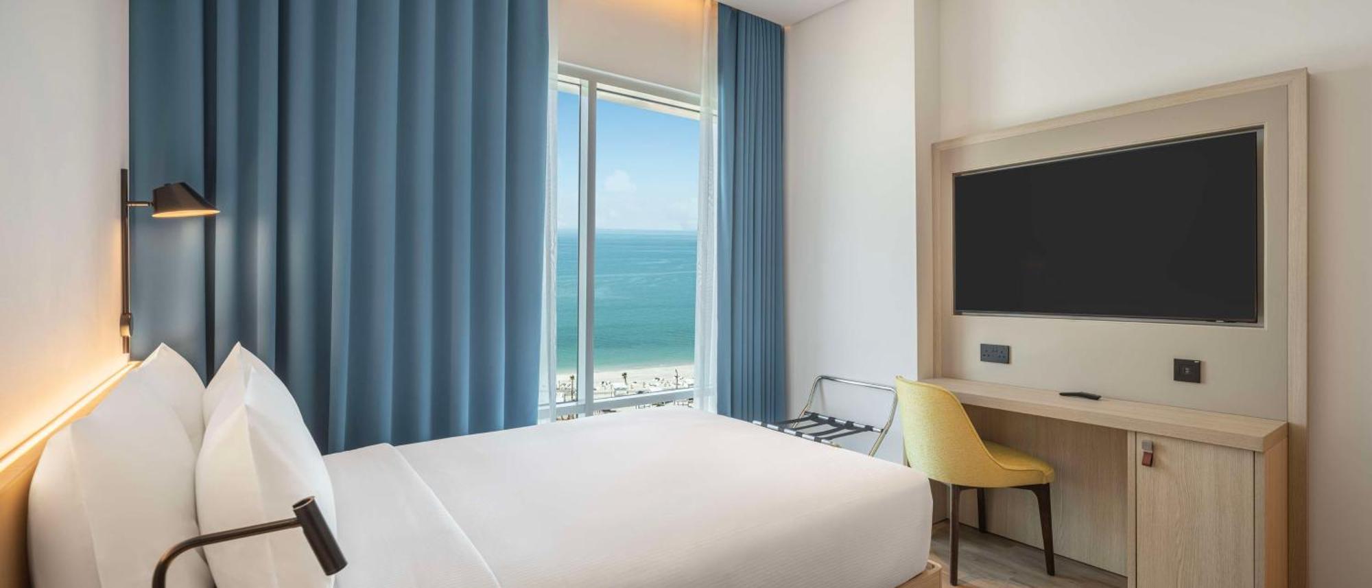 Hampton By Hilton Kuwait Salmiya Hotel Kuwait City Bagian luar foto