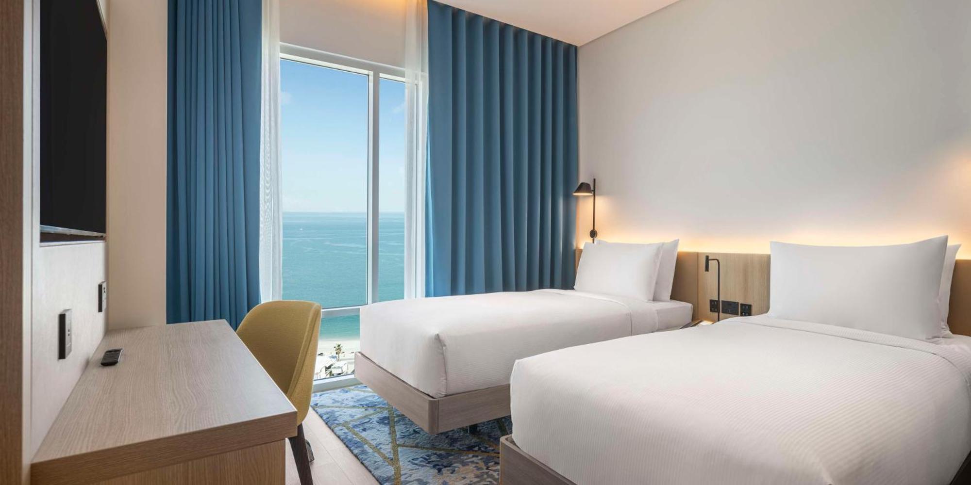 Hampton By Hilton Kuwait Salmiya Hotel Kuwait City Bagian luar foto